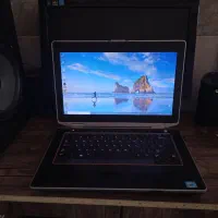 لپتاب DELLکاملا سالم