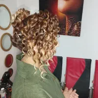 زیبایی ستیا...شینیون و میکاپ 500|خدمات آرایشگری و زیبایی|اردبیل, |دیوار