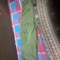 یک عددشلوار شیش جیب بفروش میرسد.