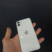 iphone 11 بسیار تمیز و سالم