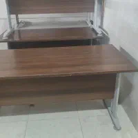 میز کامپیوتر به همراه فایل