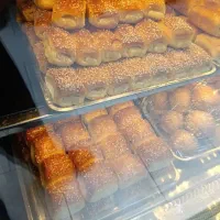 استخدام قناد حرفه ای خشک کار به همراه جای خاب