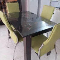 ناهارخوری ۴نفره در حد نو