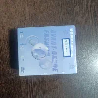 چندتا هندزفری بعلت جمع کردن مغازه