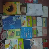 تعدادی کتابهای هشتم نهم با جزوه