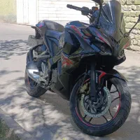 rs200|موتورسیکلت|قم, آزادگان|دیوار
