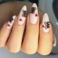 ناخن کاشت و ترمیم ژل