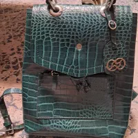 کیف چرم|کیف، کفش، کمربند|نور, |دیوار