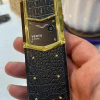 گوشی ساده v10 ورتو فول کپی رنگ ثابت باریجستری|موبایل|تهران, نازیآباد|دیوار