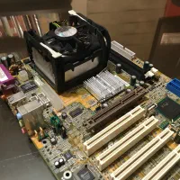 مادربوردpentium4مادربرد پنتیوم 4باندل|قطعات و لوازم جانبی رایانه|تهران, صادقیه|دیوار