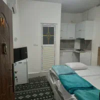 سوئیت نزدیک حرم دودقیقه فاصله باحرم درب باب الجواد|اجارهٔ کوتاه‌مدت آپارتمان و سوئیت|مشهد, آیت الله خامنه‌ای|دیوار