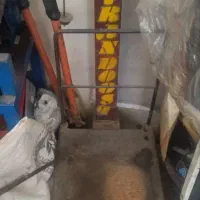 وسایل کارگاه|فعالیت داوطلبانه|دهگلان, |دیوار