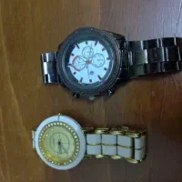 دو عدد ساعت