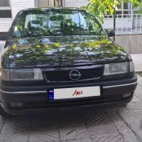 اوپل وکترا 1995