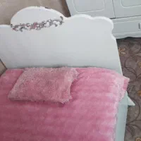 تخت|تخت و صندلی بچه|قم, بنیاد|دیوار