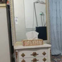 آینه کنسول، شیک و تر و تمیز
