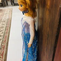 عروسک،هدفون