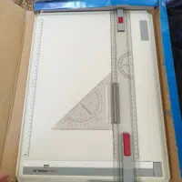 تخته رسم و وسایل معماری