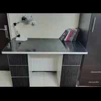 سرویس خواب ، همراه با میز تحریر ( هشت تکه )|تخت و سرویس خواب|شاهینشهر, عطار|دیوار