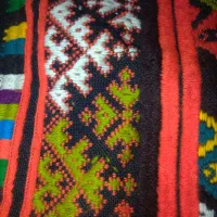دوزنده ام|لباس|خاش, |دیوار