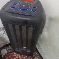 اسپیکر بزرگ .سالم بدون هیچ ایرادی با صدای عالی
