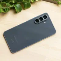 گوشی سامسونگ A56 در حد 256 گیگ