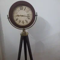 ساعت ایستاده