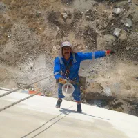 عایق نانو کار در ارتفاع با طناب راپل|خدمات پیشه و مهارت|ایلام, |دیوار