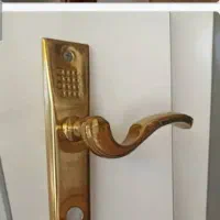 تولید و نصب انواع درب چوبی در پرند