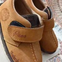 تعدادی کفش بچگانه ۲ الی ۴ سال/ در حد نو