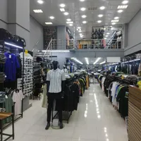 فروشنده خانم