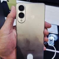 سامسونگ galaxy s25 edge با حافظهٔ ۵۱۲ گیگابایت