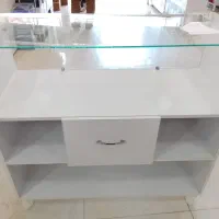 ویترین و قفسه