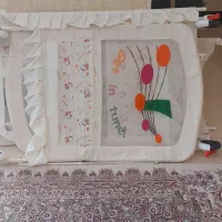 تخت نوزادی کنار تخت مادر،کالسکه،صندلی فرنگی کودک