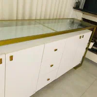 کابینت در حد نو مناسب سالن زیبایی و غیره