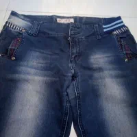 دو عدد شلوار نو|لباس|رشت, دروازه لاکان|دیوار