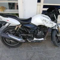 آپاچی 180