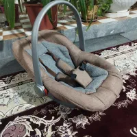 یک عدد کریر و قنداق فرنگی