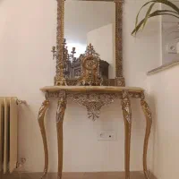 آینه و شمعدان برنج اصلا همراه ساعت وددو شمعدان