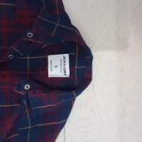 لباس پسرانه|لباس|رباط‌کریم, الارد|دیوار