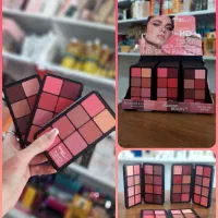 انواع لوازم آرایش ولباس..