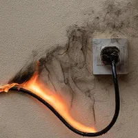 برقکار (خرده کاری)(عیب یابی) ۲۴ساعته تکفاز۳فاز برق|خدمات پیشه و مهارت|رشت, معلم|دیوار