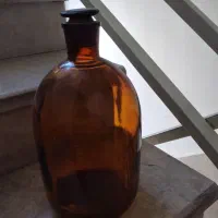 ظرف شیشه ای