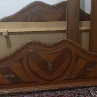 تخت دو نفره
