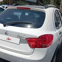 کوییک سفید مشکی.