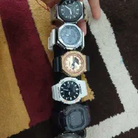 ساعت و انگو شتر با سنگ