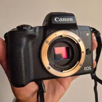 دوربین Canon M50 Mark II و دو لنز و تبدیل و باتری