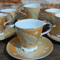 فنجان و نعلبکی  و ظروف پذیرایی