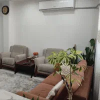 مبلمان ۵نفره همراه با فرش و جاکفشی|مبلمان خانگی و میز عسلی|لاهیجان, گلستان|دیوار