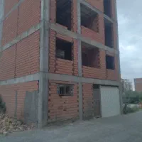 فروش یک واحد آپارتمان دوخوابه